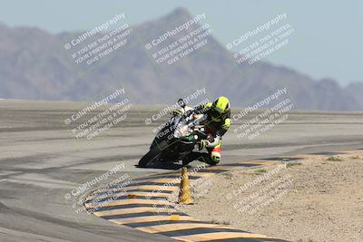 media/Oct-02-2025-Racers Edge (Thu) [[2c91cb6ab3]]/3-B Group/Session 4-Turn 12 (1pm)/